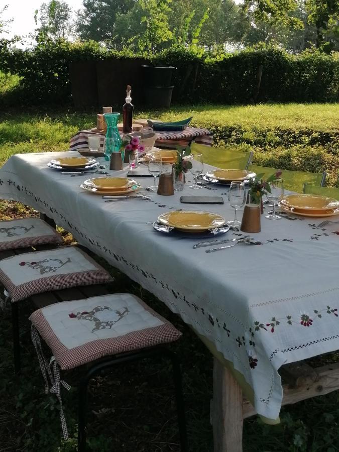 Lou Graou Chepre Gite D'Etape Chandon 外观 照片